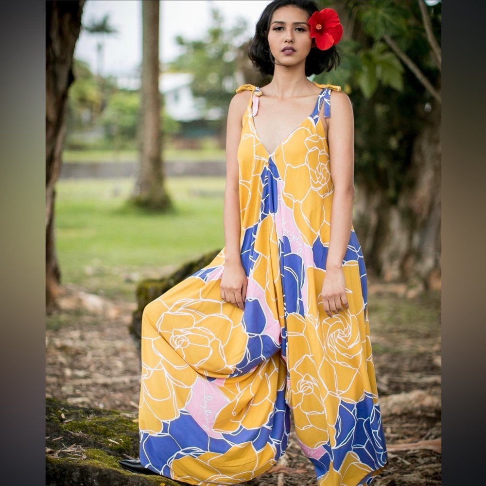 Lexbreezy Hawaii Gardenia Jumper One Size